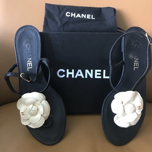 CHANEL Shoes - 🚫⛔️⛔️🚫Chanel Camellia Interlocking Cc  Sandal